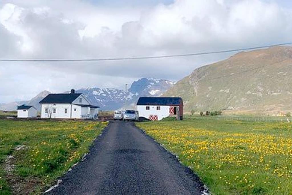 Unique Barnhouse In Amazing Gimsoy In Lofoten Saupstad  エクステリア 写真