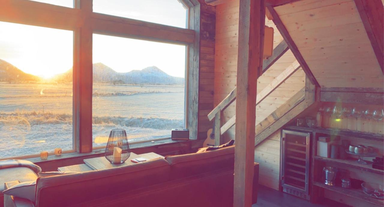 Unique Barnhouse In Amazing Gimsoy In Lofoten Saupstad  エクステリア 写真
